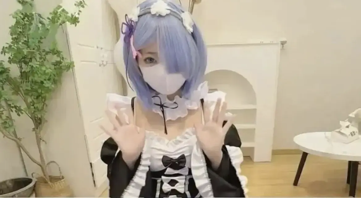 小欣奈vlog全季免费观看-1080P高清无广告完整版-神里绫华cosplay超清画质在线看-星空影院