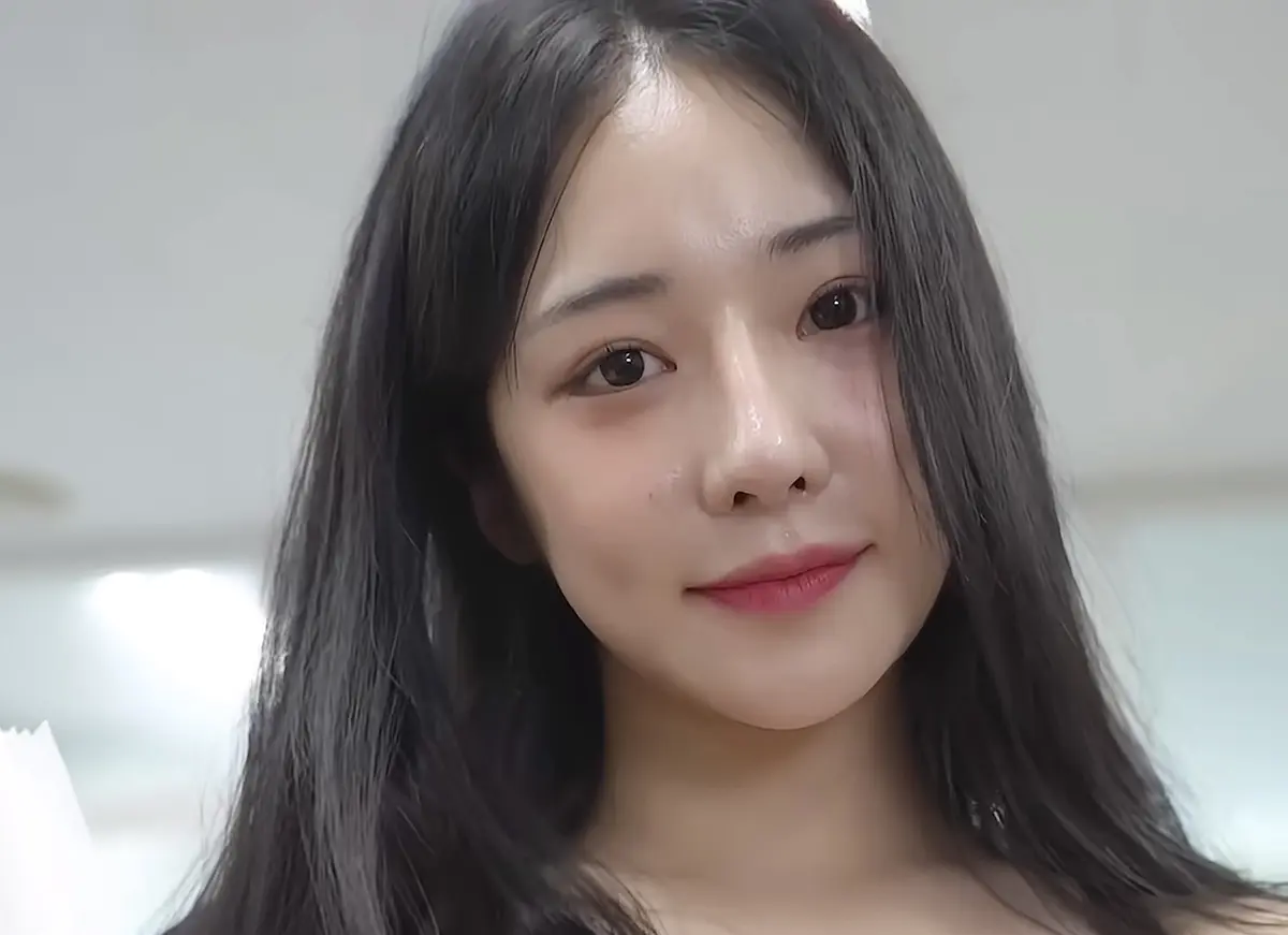 韩国短剧《hi-teenager》全集超清未删减在线观看-hi-teenager神奇的眼镜免费播放不卡顿-星空影院完整版资源一键保存